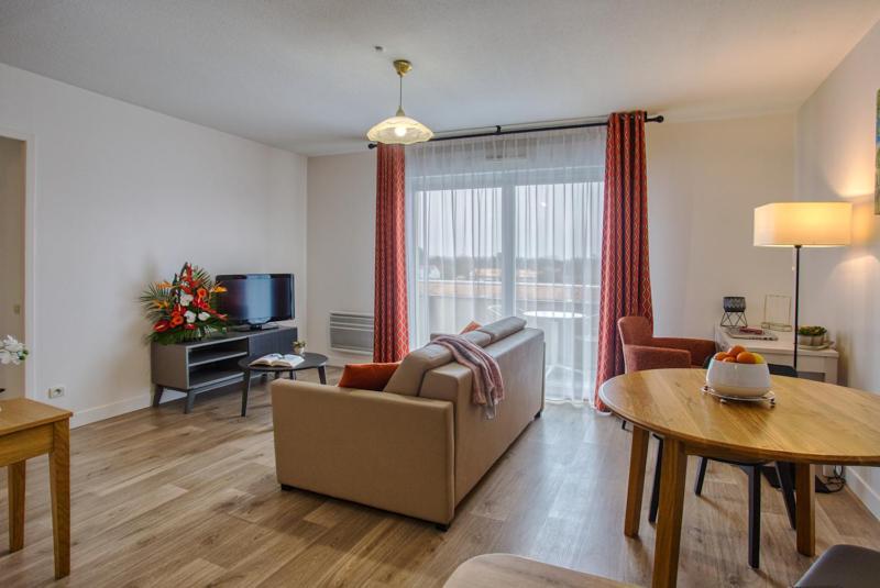 Domitys Le Clos De La Seigneurie Aparthotel Les Gonds Екстериор снимка